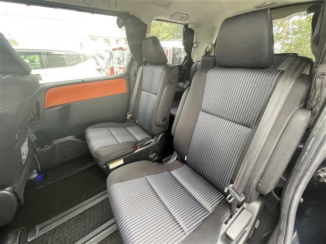 ヴォクシー ＺＳ　禁煙車／純正ナビ／バックカメラ／フルセグ／Ｂｌｕｅｔｏｏｔｈ／ＥＴＣ／片側パワースライドドア／スマートキー／ＬＥＤヘッドライト／フォグライト／オートライト／純正アルミホイール／プッシュボタンスタート（32枚目）