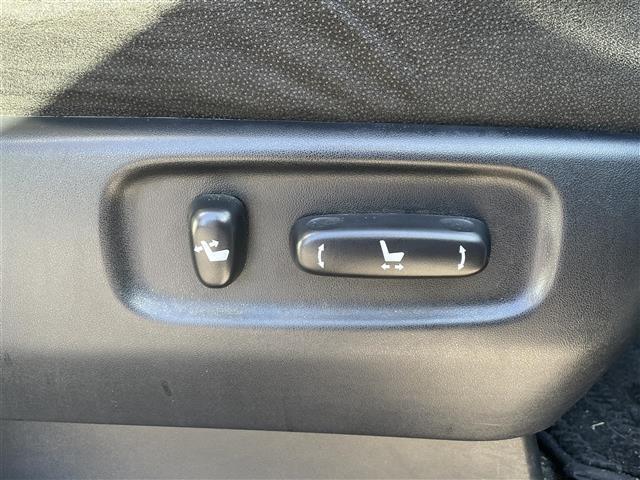 アルファード 240S Cパッケージ 禁煙車/8インチナビ/バックカメラ/フルセグ/Bluetooth/DVD/ビルトインETC/パワーシート/クルーズコントロール/プッシュスタート/スマートキー/フリップダウンモニター(23枚目)