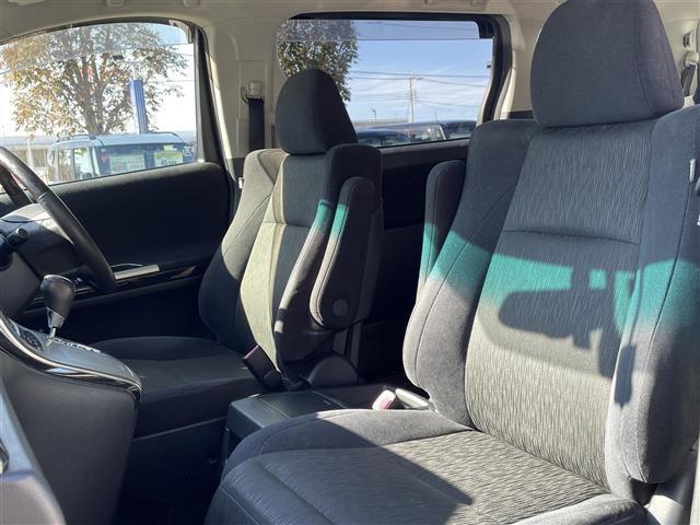 アルファード 240S Cパッケージ 禁煙車/8インチナビ/バックカメラ/フルセグ/Bluetooth/DVD/ビルトインETC/パワーシート/クルーズコントロール/プッシュスタート/スマートキー/フリップダウンモニター(28枚目)
