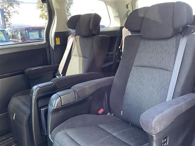 アルファード 240S Cパッケージ 禁煙車/8インチナビ/バックカメラ/フルセグ/Bluetooth/DVD/ビルトインETC/パワーシート/クルーズコントロール/プッシュスタート/スマートキー/フリップダウンモニター(30枚目)
