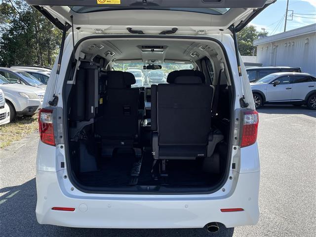 アルファード 240S Cパッケージ 禁煙車/8インチナビ/バックカメラ/フルセグ/Bluetooth/DVD/ビルトインETC/パワーシート/クルーズコントロール/プッシュスタート/スマートキー/フリップダウンモニター(33枚目)