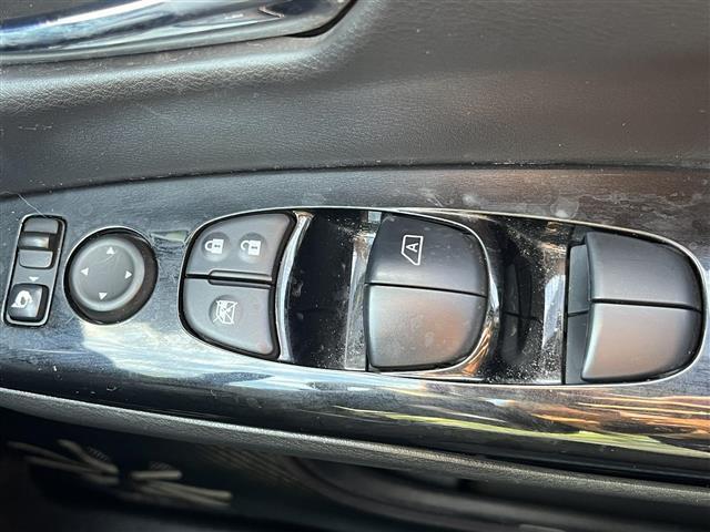 セレナ ライダー プロパイロットエディション 禁煙車/社外ナビ/両側パワースライドドア/フリップダウンモニター/バックカメラ/プロパイロット/スマートキー/スペアキー/LEDヘッドライト/オートライト/フルセグ/Bluetooth(26枚目)