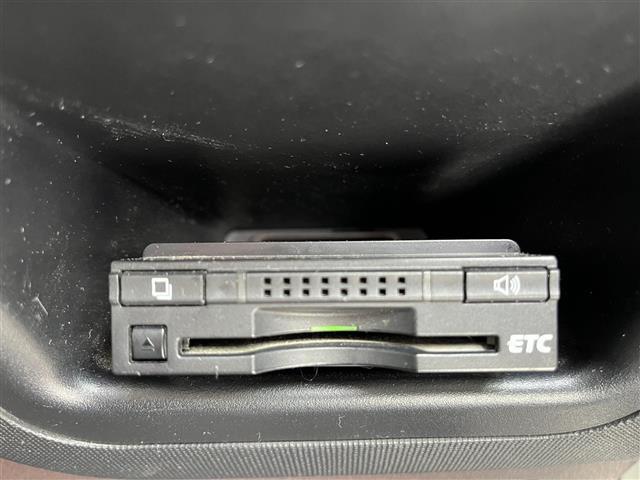 スペイド F 禁煙車 モデリスタエアロ 純正SDナビ バックカメラ Bluetooth接続 CD/DVD フルセグTV コーナーセンサー ETC スマートキー プッシュスタート パワースライドドア(9枚目)