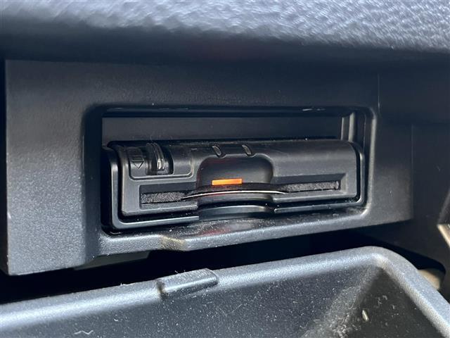 セレナ ハイウェイスター 禁煙車 純正SDナビ アラウンドビューモニター Bluetooth接続 CD/DVD ETC 両側パワースライドドア コーナーセンサー プッシュスタート サンシェード クルーズコントロール(11枚目)