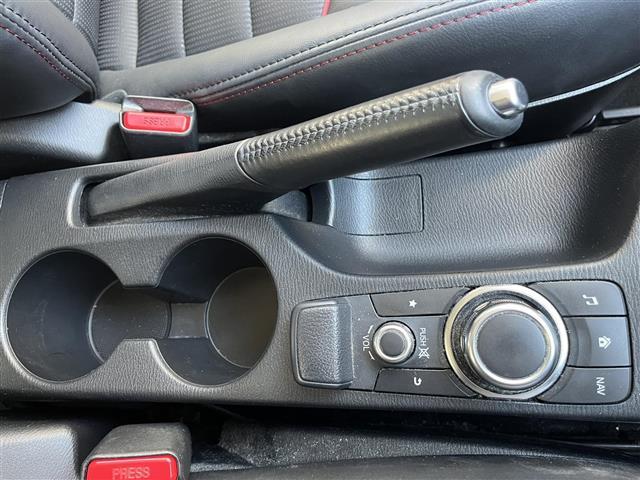 ＣＸ－３ ＸＤ　ツーリング　禁煙車／純正ナビ／バックカメラ／フルセグ／ビルトインＥＴＣ／レーダークルーズコントロール／パドルシフト／ハーフレザーシート／ＬＥＤヘッドライト／オートライト／スマートキー／スペアキー（19枚目）