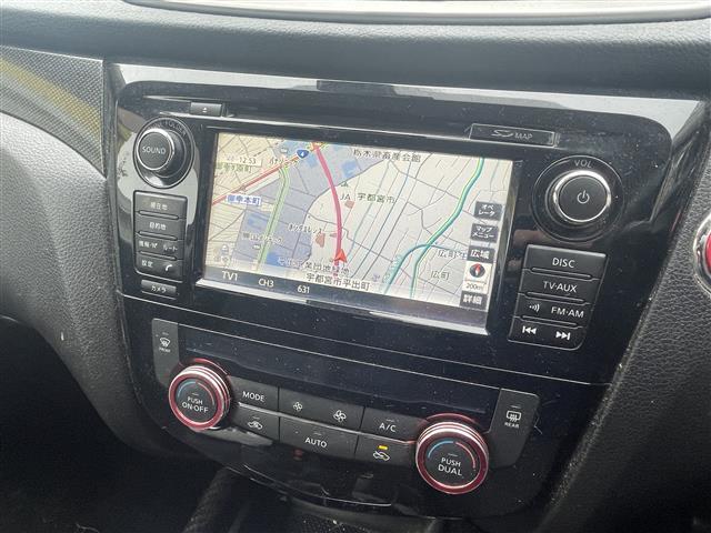 エクストレイル ２０ＸブラクエクストリーマＸエマージェンシブレーキＰ　純正ナビ／アラウンドビューモニター／フルセグ／ＥＴＣ／Ｂｌｕｅｔｏｏｔｈ／ＬＥＤヘッドライト／オートライト／フォグライト／ルーフレール／純正アルミホイール／スマートキー／クルーズコントロール（4枚目）