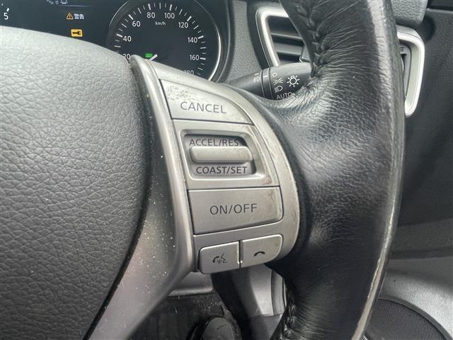 エクストレイル ２０ＸブラクエクストリーマＸエマージェンシブレーキＰ　純正ナビ／アラウンドビューモニター／フルセグ／ＥＴＣ／Ｂｌｕｅｔｏｏｔｈ／ＬＥＤヘッドライト／オートライト／フォグライト／ルーフレール／純正アルミホイール／スマートキー／クルーズコントロール（9枚目）