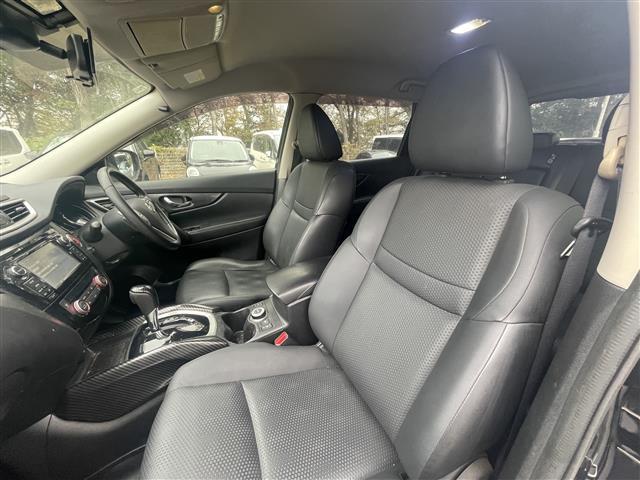 エクストレイル ２０ＸブラクエクストリーマＸエマージェンシブレーキＰ　純正ナビ／アラウンドビューモニター／フルセグ／ＥＴＣ／Ｂｌｕｅｔｏｏｔｈ／ＬＥＤヘッドライト／オートライト／フォグライト／ルーフレール／純正アルミホイール／スマートキー／クルーズコントロール（30枚目）