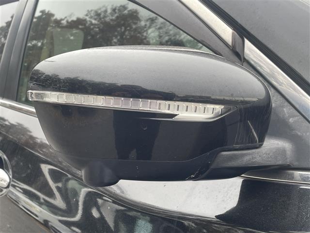 エクストレイル ２０ＸブラクエクストリーマＸエマージェンシブレーキＰ　純正ナビ／アラウンドビューモニター／フルセグ／ＥＴＣ／Ｂｌｕｅｔｏｏｔｈ／ＬＥＤヘッドライト／オートライト／フォグライト／ルーフレール／純正アルミホイール／スマートキー／クルーズコントロール（38枚目）