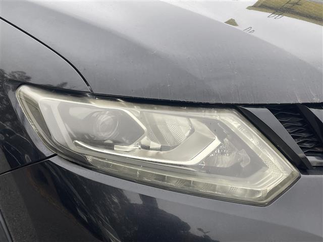 エクストレイル ２０ＸブラクエクストリーマＸエマージェンシブレーキＰ　純正ナビ／アラウンドビューモニター／フルセグ／ＥＴＣ／Ｂｌｕｅｔｏｏｔｈ／ＬＥＤヘッドライト／オートライト／フォグライト／ルーフレール／純正アルミホイール／スマートキー／クルーズコントロール（39枚目）