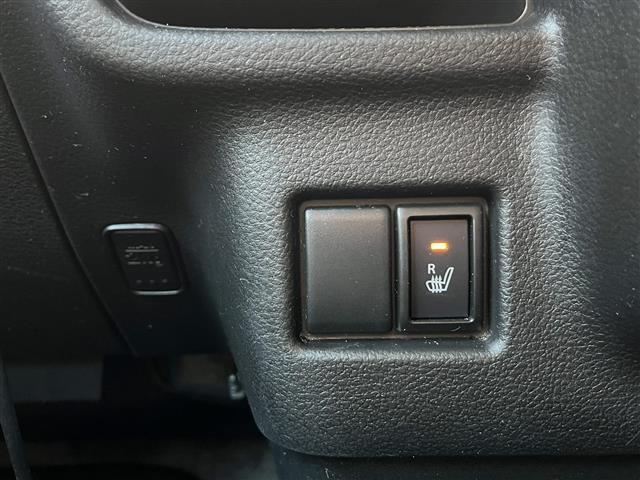 スペーシアカスタム ハイブリッドＸＳターボ　禁煙車／ＥＴＣ／両側パワースライドドア／ルーフキャリア／ハーフレザーシート／シートヒーター／ＬＥＤヘッドライト／フォグライト／オートライト／クルーズコントロール／パドルシフト／デジタルインナーミラー（11枚目）