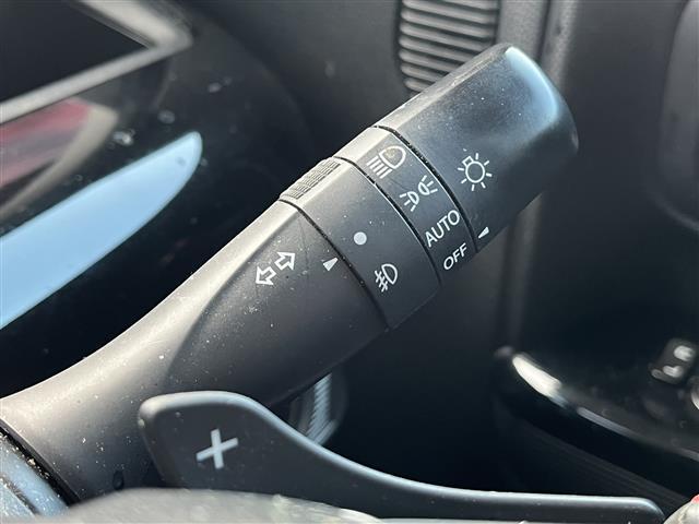 スペーシアカスタム ハイブリッドＸＳターボ　禁煙車／ＥＴＣ／両側パワースライドドア／ルーフキャリア／ハーフレザーシート／シートヒーター／ＬＥＤヘッドライト／フォグライト／オートライト／クルーズコントロール／パドルシフト／デジタルインナーミラー（17枚目）