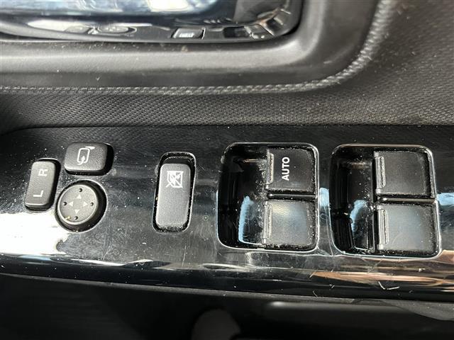 スペーシアカスタム ハイブリッドＸＳターボ　禁煙車／ＥＴＣ／両側パワースライドドア／ルーフキャリア／ハーフレザーシート／シートヒーター／ＬＥＤヘッドライト／フォグライト／オートライト／クルーズコントロール／パドルシフト／デジタルインナーミラー（18枚目）