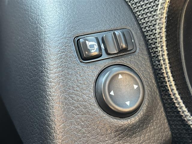 エクストレイル 20XtブラックエクストリーマXエマジェンシブレキP 禁煙車/純正ナビ/アラウンドビューモニター/TV/ビルトインETC/ルーフレール/4WD/スマートキー/スペアキー/クルーズコントロール/ハーフレザーシート/シートヒーター/パワーバックドア(10枚目)