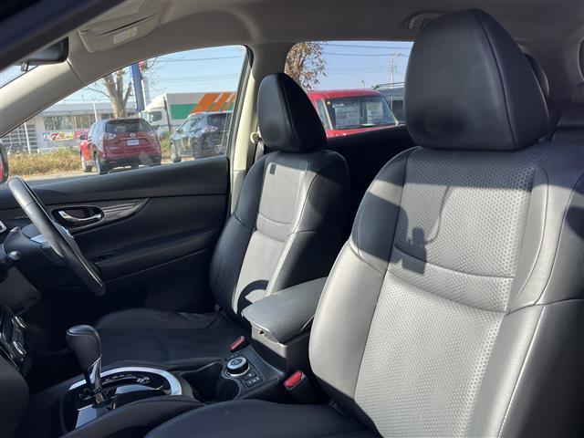 エクストレイル 20XtブラックエクストリーマXエマジェンシブレキP 禁煙車/純正ナビ/アラウンドビューモニター/TV/ビルトインETC/ルーフレール/4WD/スマートキー/スペアキー/クルーズコントロール/ハーフレザーシート/シートヒーター/パワーバックドア(28枚目)