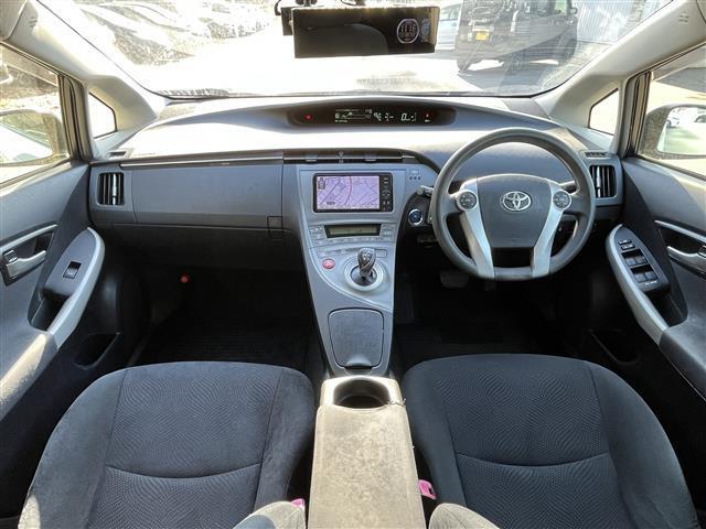 プリウス Sツーリングセレクション 禁煙車/純正ナビ/バックカメラ/フルセグ/DVD再生/モデリスタエアロ/スマートキー/スペアキー/ビルトインETC/オートライト/フォグライト/プッシュボタンスタート/アイドリングストップ(4枚目)