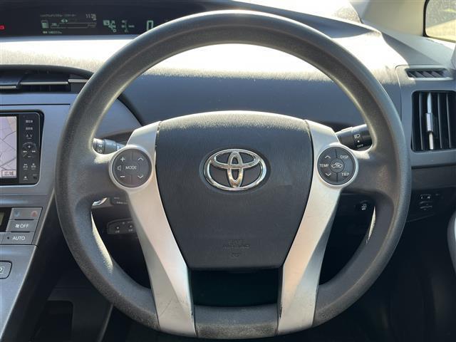 プリウス Sツーリングセレクション 禁煙車/純正ナビ/バックカメラ/フルセグ/DVD再生/モデリスタエアロ/スマートキー/スペアキー/ビルトインETC/オートライト/フォグライト/プッシュボタンスタート/アイドリングストップ(5枚目)