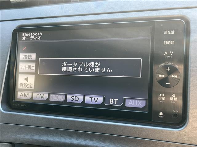 プリウス Sツーリングセレクション 禁煙車/純正ナビ/バックカメラ/フルセグ/DVD再生/モデリスタエアロ/スマートキー/スペアキー/ビルトインETC/オートライト/フォグライト/プッシュボタンスタート/アイドリングストップ(9枚目)