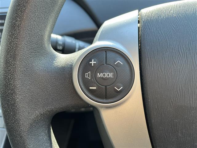 プリウス Sツーリングセレクション 禁煙車/純正ナビ/バックカメラ/フルセグ/DVD再生/モデリスタエアロ/スマートキー/スペアキー/ビルトインETC/オートライト/フォグライト/プッシュボタンスタート/アイドリングストップ(13枚目)