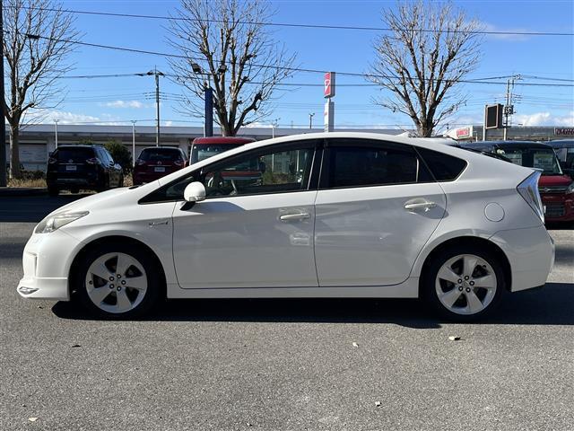 プリウス Sツーリングセレクション 禁煙車/純正ナビ/バックカメラ/フルセグ/DVD再生/モデリスタエアロ/スマートキー/スペアキー/ビルトインETC/オートライト/フォグライト/プッシュボタンスタート/アイドリングストップ(38枚目)