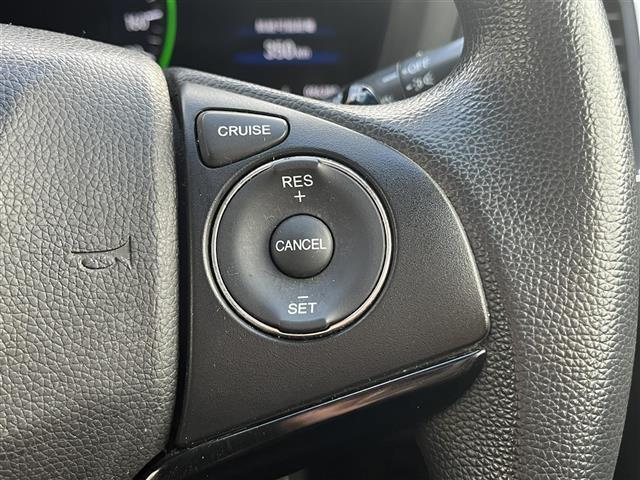 ヴェゼル ハイブリッド 禁煙車/純正ナビ/フルセグTV/Bluetooth/CD/DVD/バックカメラ/クルーズコントロール/プッシュスタート/スマートキー/ウィンカーミラー/ブレーキホールド/パドルシフト(13枚目)