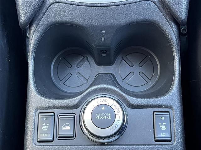 エクストレイル 20X エマージェンシーブレーキパッケージ 禁煙車/純正ナビ/アラウンドビューモニター/フルセグ/Bluetooth/ETC/クルーズコントロール/4WD/シートヒーター/カプロンシート/スマートキー/ルーフレール/オートライト(18枚目)