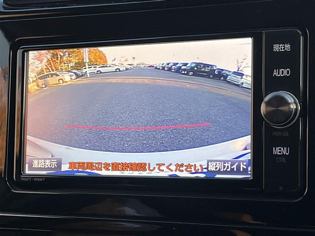 プリウス Ｓ　禁煙車　純正ナビ　バックカメラ　Ｂｌｕｅｔｏｏｔｈ接続　フルセグＴＶ　ＬＥＤライト　ＥＴＣ２．０　スマートキー　プッシュスタート　純正アルミホイール（5枚目）