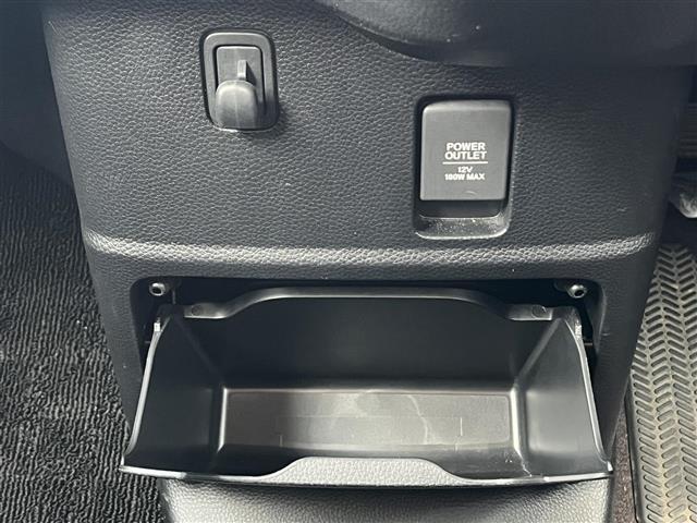 Ｎ－ＢＯＸカスタム Ｇ・Ｌターボホンダセンシング　禁煙車／純正ナビ／バックカメラ／ワンセグ／Ｂｌｕｅｔｏｏｔｈ／ＥＴＣ／両側パワースライドドア／ホンダセンシング／パドルシフト／ＬＥＤヘッドライト／オートライト／ハーフレザーシート／純正アルミホイール（22枚目）
