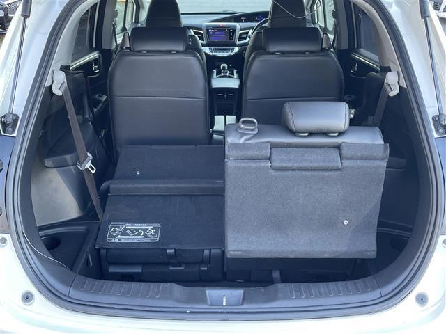 ジェイド ハイブリッドＸ　禁煙車　純正ナビ　ＣＤ　Ｂｌｕｅｔｏｏｔｈ接続　バックカメラ　コンフォートビューパッケージ　社外デジタルインナーミラー　ＬＥＤヘッドライト　スマートキー　プッシュスタート　ＥＴＣ　シートヒーター（32枚目）