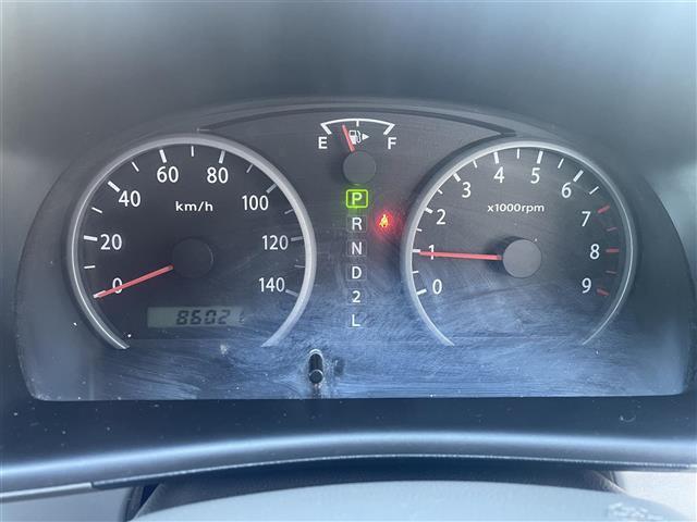 エブリイワゴン ＪＰターボ　禁煙車／社外ナビ／ワンセグ／片側パワースライドドア／キーレス／純正アルミホイール／ＡＢＳ／ターボ／フロアマット／パワーウィンド（6枚目）