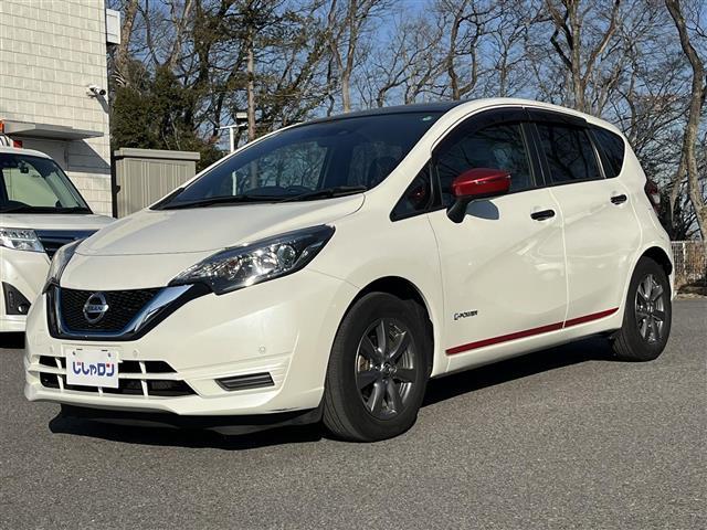 ノート ｅ－パワー　Ｘ　ブラックアロー　禁煙車／純正ナビ／バックカメラ／フルセグ／Ｂｌｕｅｔｏｏｔｈ／ＥＴＣ／ＬＥＤヘッドライト／オートライト／フォグライト／スマートキー／純正アルミホイール／クルーズコントロール／衝突軽減ブレーキ（38枚目）