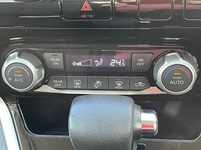 セレナ X 純正9インチナビ バックカメラ 片側パワースライドドア ETC クルーズコントロール アイドリングストップ WAC ステアリングリモコン シートバックテーブル プッシュスタート スマートキー(14枚目)