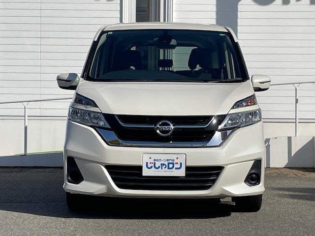 セレナ X 純正9インチナビ バックカメラ 片側パワースライドドア ETC クルーズコントロール アイドリングストップ WAC ステアリングリモコン シートバックテーブル プッシュスタート スマートキー(32枚目)