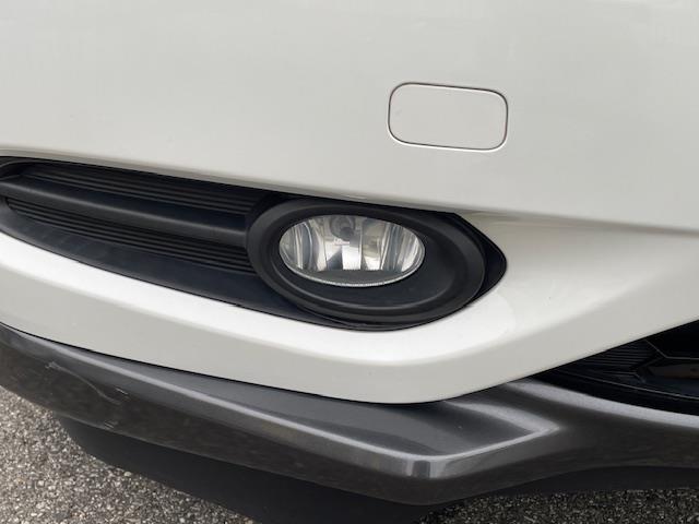 ヴェゼル ハイブリッドＸ　ルーフレール　純正ナビ　衝突軽減　バックカメラ　ビルトインＥＴＣ　前方ドライブレコーダー　横滑り防止装置　クルーズコントロール　ＬＥＤヘッドライト　オートライト　プッシュスタート　スマートキー（30枚目）