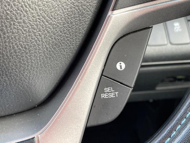 ステップワゴンスパーダ Z ナビ フルセグ バックカメラ ETC 前後ドライブレコーダー 両側パワースライドドア 横滑り防止システム パドルシフト HIDヘッドライト オートライト フォグランプ ドアバイザー CD/DVD再生(8枚目)