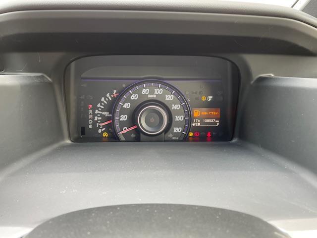 ステップワゴンスパーダ Z ナビ フルセグ バックカメラ ETC 前後ドライブレコーダー 両側パワースライドドア 横滑り防止システム パドルシフト HIDヘッドライト オートライト フォグランプ ドアバイザー CD/DVD再生(11枚目)