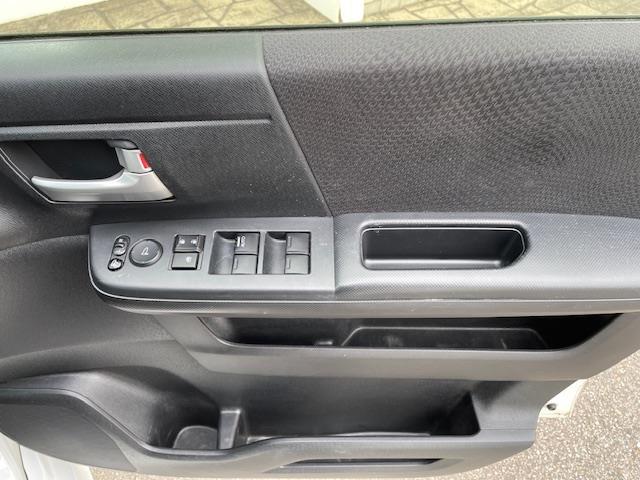 ステップワゴンスパーダ Z ナビ フルセグ バックカメラ ETC 前後ドライブレコーダー 両側パワースライドドア 横滑り防止システム パドルシフト HIDヘッドライト オートライト フォグランプ ドアバイザー CD/DVD再生(20枚目)