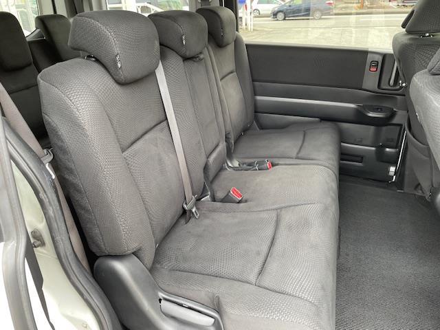 ステップワゴンスパーダ Z ナビ フルセグ バックカメラ ETC 前後ドライブレコーダー 両側パワースライドドア 横滑り防止システム パドルシフト HIDヘッドライト オートライト フォグランプ ドアバイザー CD/DVD再生(23枚目)