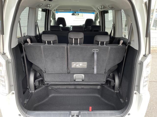 ステップワゴンスパーダ Z ナビ フルセグ バックカメラ ETC 前後ドライブレコーダー 両側パワースライドドア 横滑り防止システム パドルシフト HIDヘッドライト オートライト フォグランプ ドアバイザー CD/DVD再生(25枚目)