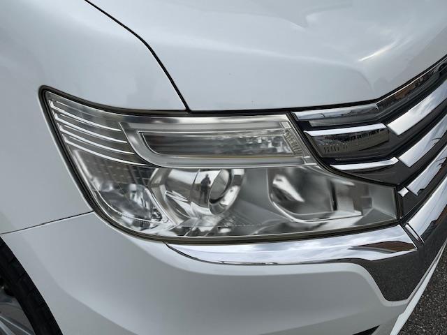 ステップワゴンスパーダ Z ナビ フルセグ バックカメラ ETC 前後ドライブレコーダー 両側パワースライドドア 横滑り防止システム パドルシフト HIDヘッドライト オートライト フォグランプ ドアバイザー CD/DVD再生(27枚目)