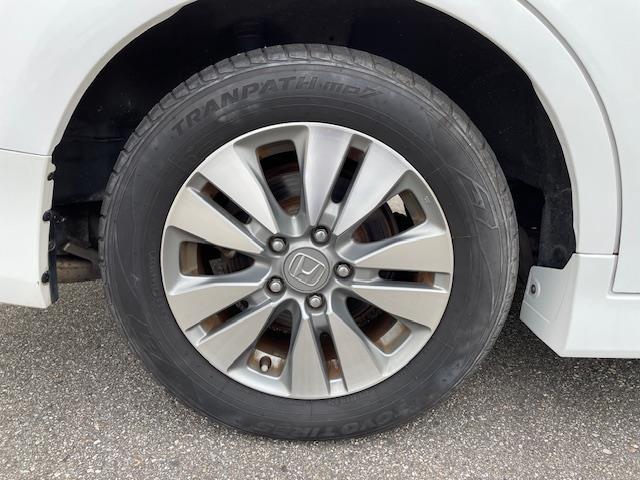 ステップワゴンスパーダ Z ナビ フルセグ バックカメラ ETC 前後ドライブレコーダー 両側パワースライドドア 横滑り防止システム パドルシフト HIDヘッドライト オートライト フォグランプ ドアバイザー CD/DVD再生(37枚目)