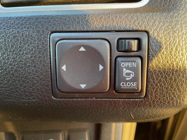 セレナ ハイウェイスターＳ－ＨＶアドバンスドセーフティパック　フリップダウンモニター　純正ナビ　両側パワースライドドア　衝突被害軽減システム　全周囲カメラ　横滑り防止　レーンキープアシスト　クルーズコントロール　コーナーセンサー　ＥＴＣ　レザー調シートカバー（14枚目）