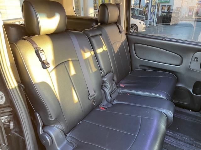 セレナ ハイウェイスターＳ－ＨＶアドバンスドセーフティパック　フリップダウンモニター　純正ナビ　両側パワースライドドア　衝突被害軽減システム　全周囲カメラ　横滑り防止　レーンキープアシスト　クルーズコントロール　コーナーセンサー　ＥＴＣ　レザー調シートカバー（24枚目）