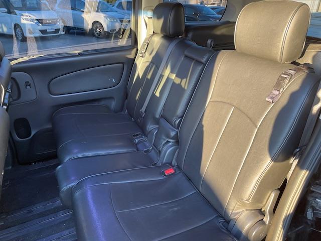 セレナ ハイウェイスターＳ－ＨＶアドバンスドセーフティパック　フリップダウンモニター　純正ナビ　両側パワースライドドア　衝突被害軽減システム　全周囲カメラ　横滑り防止　レーンキープアシスト　クルーズコントロール　コーナーセンサー　ＥＴＣ　レザー調シートカバー（25枚目）