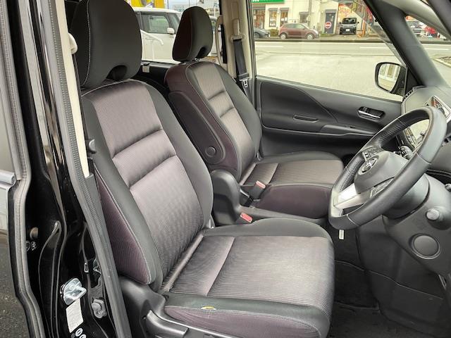 セレナ ハイウェイスター　純正ナビ　アラウンドビューモニター　パーキングアシスト　エマージェンシーブレーキ　コーナーセンサー　クルーズコントロール　横滑り防止　両側パワースライドドア　前席シートヒーター　スマートキー（24枚目）