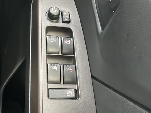 ルーミー Ｇ－Ｔ　純正ナビ　バックカメラ　Ｂｌｕｅｔｏｏｔｈ　ドライブレコーダー　純正フロアマット　両側パワースライドドア　社外アルミホイール　横滑り防止装置　衝突軽減防止装置　ＥＴＣ（21枚目）