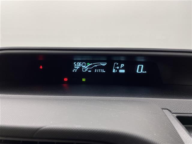 アクア Ｓ　純正ナビ　ＣＤ／ＤＶＤ／Ｂｌｕｅｔｏｏｔｈ／フルセグ　ドラレコ　シートヒーター　バックカメラ　ＥＴＣ　オートライト　プッシュスタート　スマートキ（5枚目）