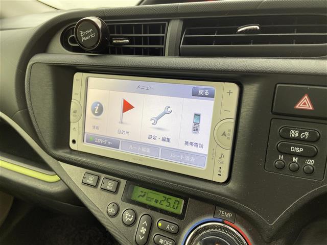 アクア Ｓ　純正ナビ　ＣＤ／ＤＶＤ／Ｂｌｕｅｔｏｏｔｈ／フルセグ　ドラレコ　シートヒーター　バックカメラ　ＥＴＣ　オートライト　プッシュスタート　スマートキ（7枚目）
