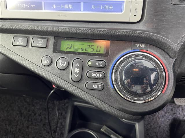 アクア Ｓ　純正ナビ　ＣＤ／ＤＶＤ／Ｂｌｕｅｔｏｏｔｈ／フルセグ　ドラレコ　シートヒーター　バックカメラ　ＥＴＣ　オートライト　プッシュスタート　スマートキ（11枚目）