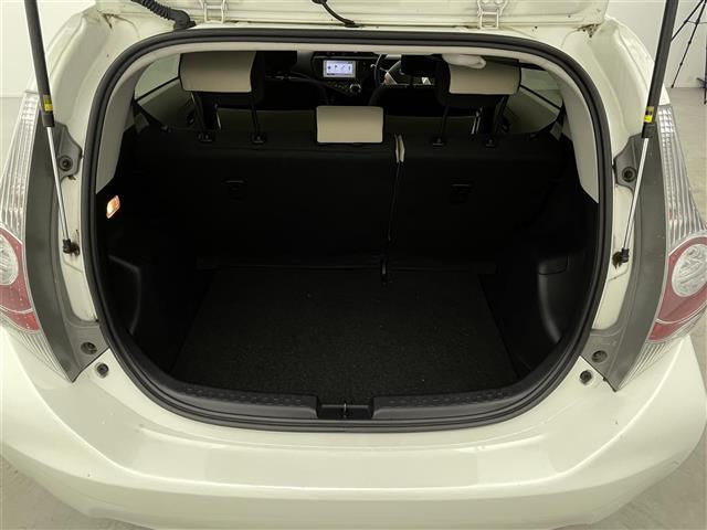 アクア Ｓ　純正ナビ　ＣＤ／ＤＶＤ／Ｂｌｕｅｔｏｏｔｈ／フルセグ　ドラレコ　シートヒーター　バックカメラ　ＥＴＣ　オートライト　プッシュスタート　スマートキ（27枚目）